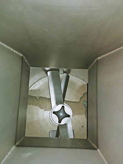 Used Deighton Formatic R3000 Food Former