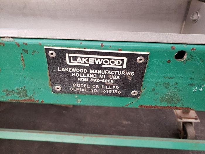 Used Lakewood Clamshell Filler