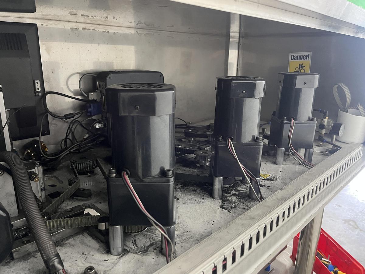 Used Pharmasystec Bottle Capper