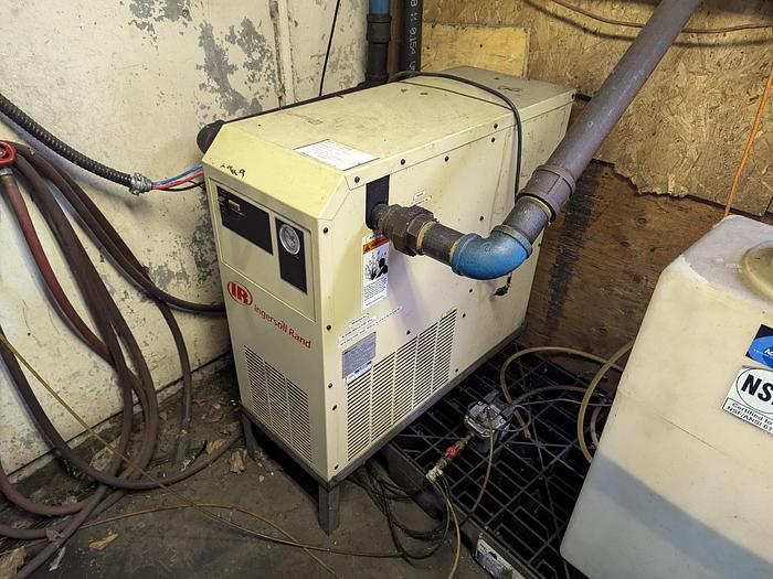 Used Ingersoll Rand Air Dryer