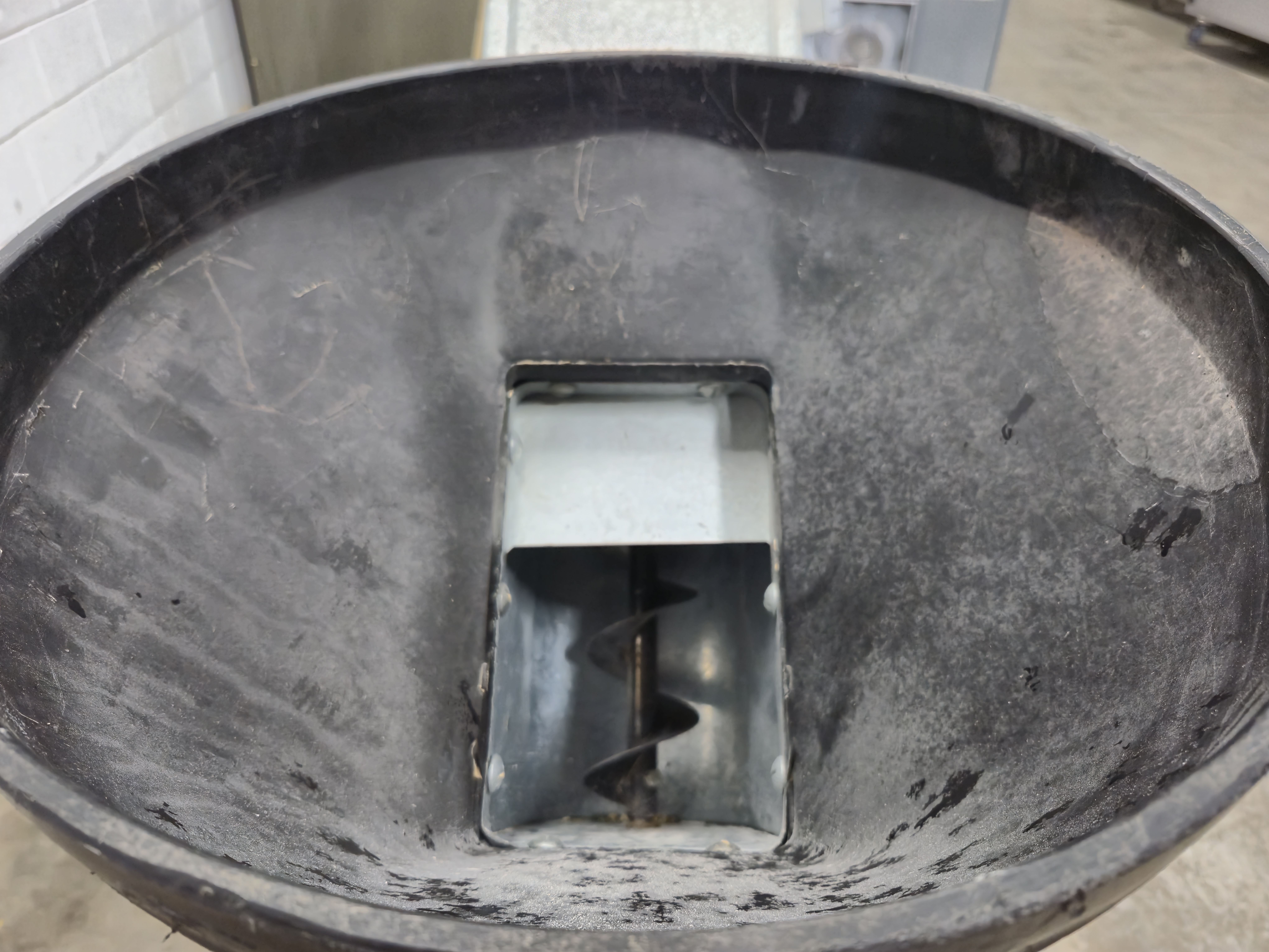 Used RAD Equipements 4" Portable Inclined Screw Conveyor with Hopper