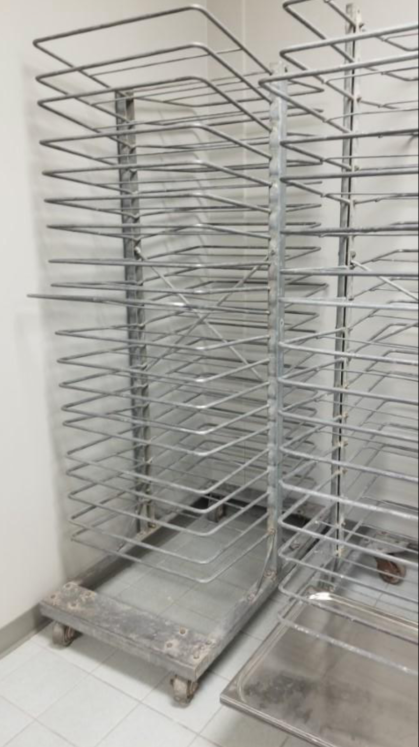 Used Baking Sheet Racking (Includes Baking Sheets) 