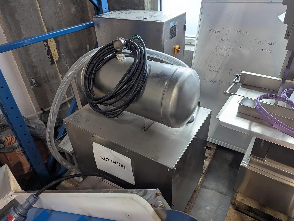 Used Incline Takeaway Conveyor 