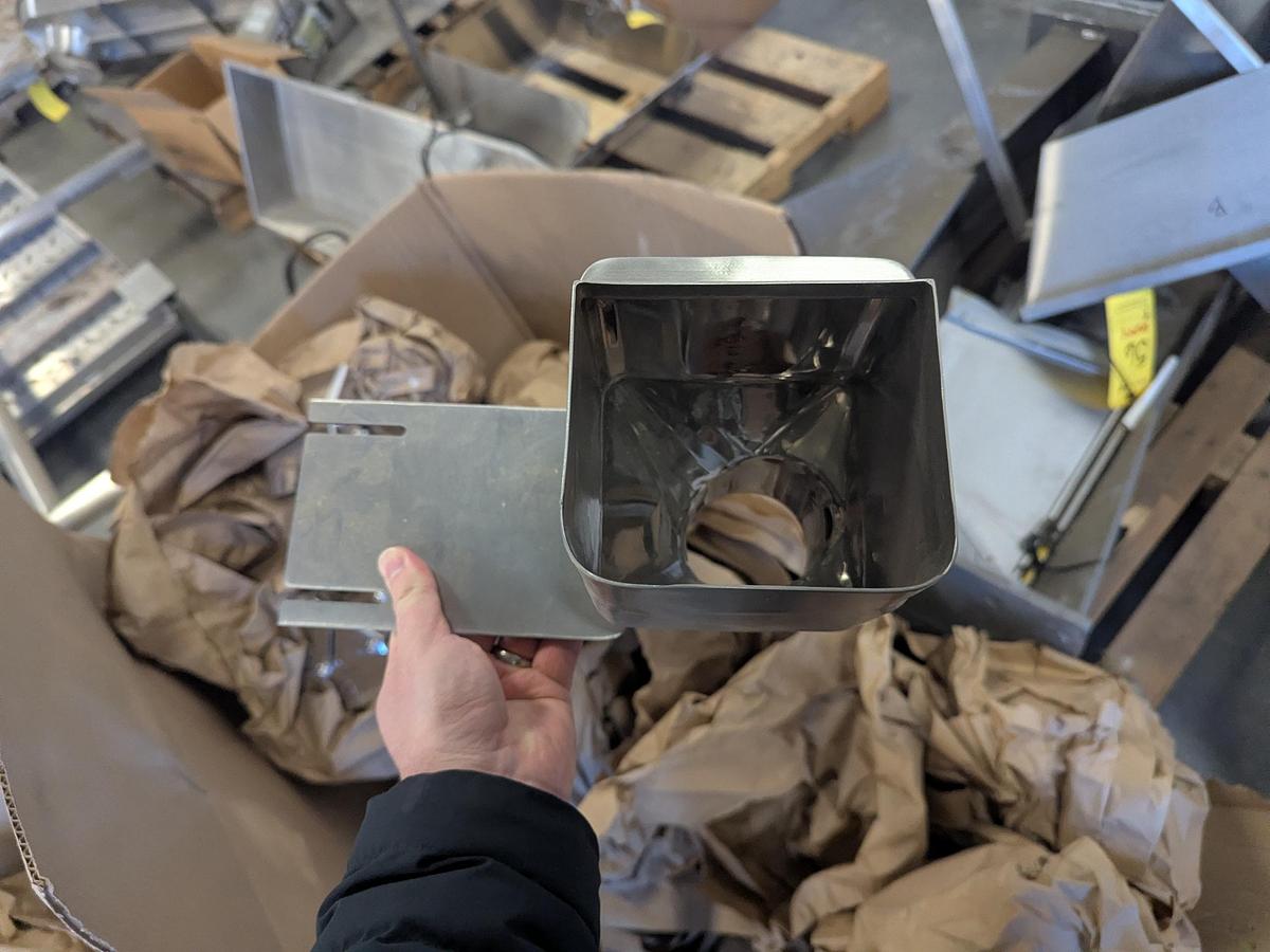 Used Weighpack Primo 14 Head Scales with Platform and PreCheq Analyzer