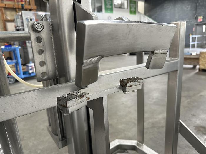 Used Pneumatic Drum Lift