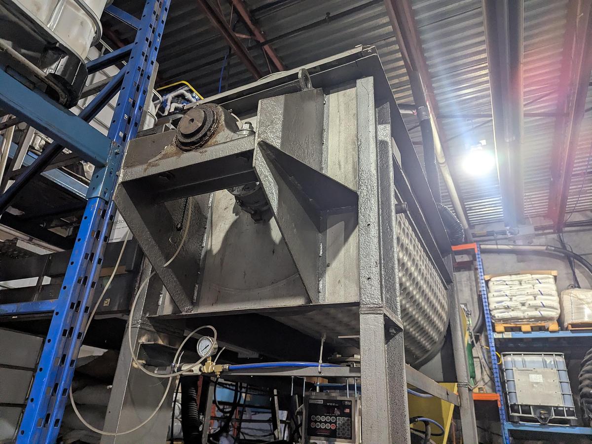 Used Jacketed Ribbon Blender with Chantland Filling System