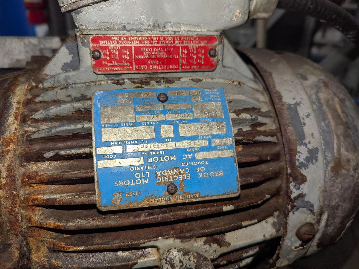 Used 3000L Mixing Tanks