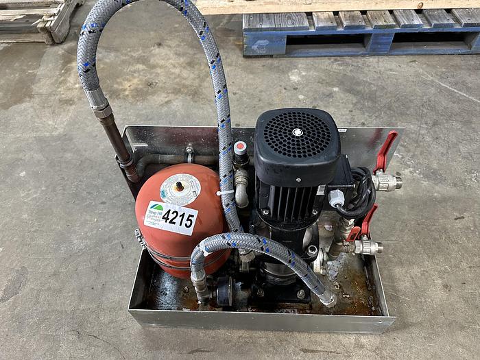 Used Diaphragm Expansion Tank with Pump