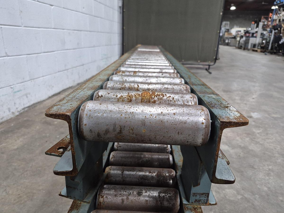 Used Univeyor Gravity Roller Conveyor