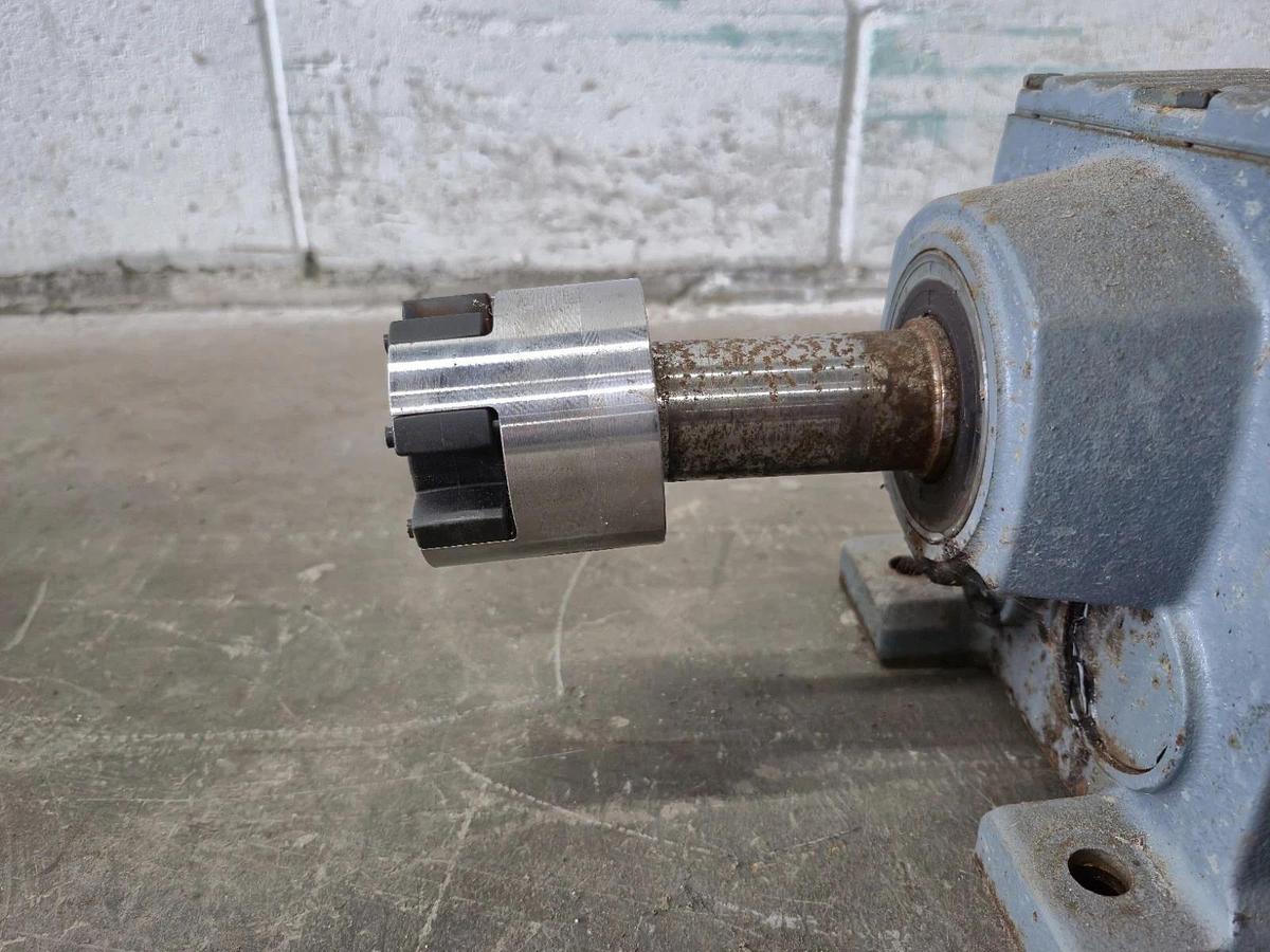 Used SEW-Eurodrive R57 AMS213/215 Industrial Helical Gear Unit