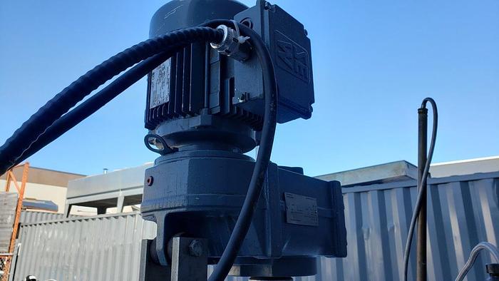 Used Chocolate Melter/Mixer with Scrape Agitator