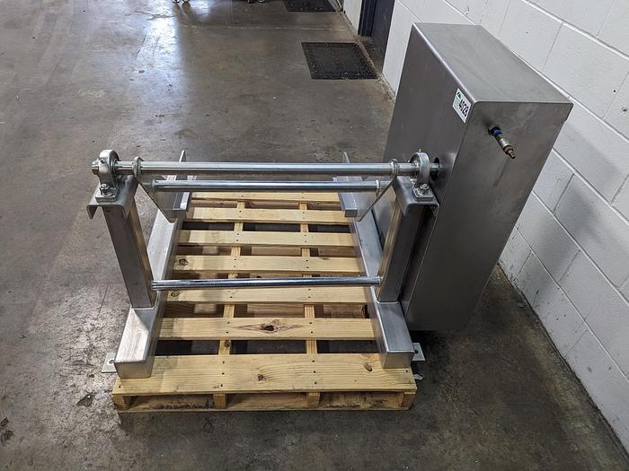 Used Axiom Pneumatic Buggy Dumper