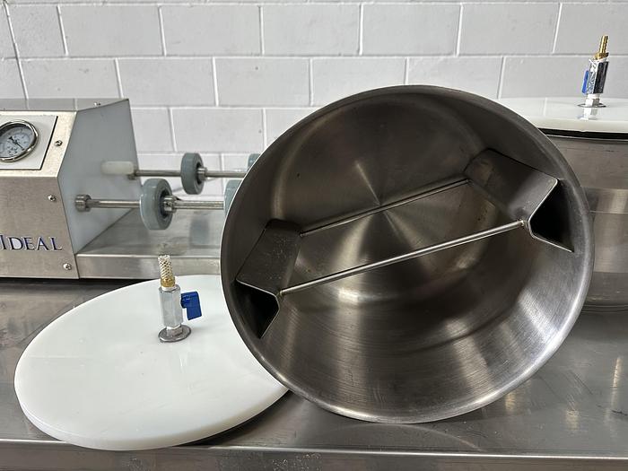 Used Lumar Ideal LU-2X15 Double Vacuum Tumbler