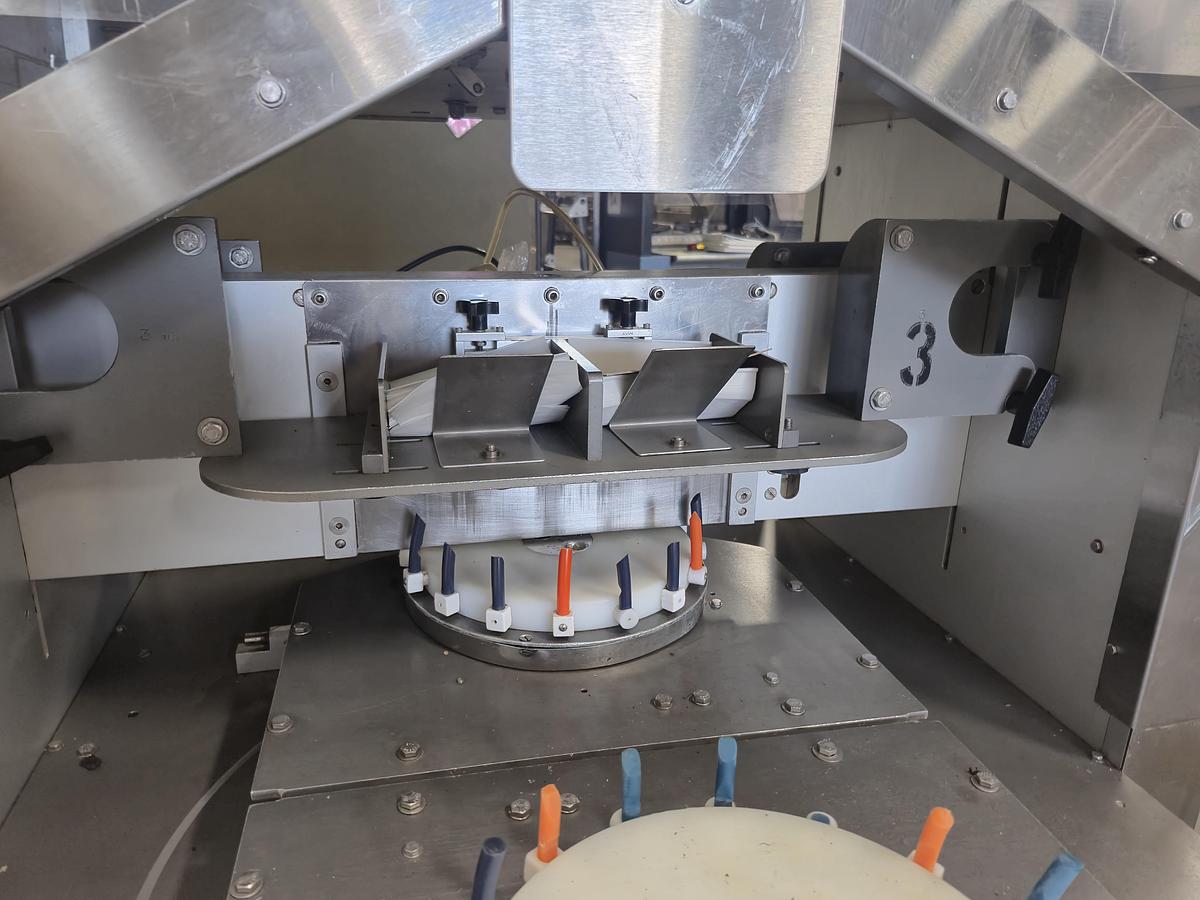 Used FoodTools CS-2000 Industrial Cake & Food Slicer
