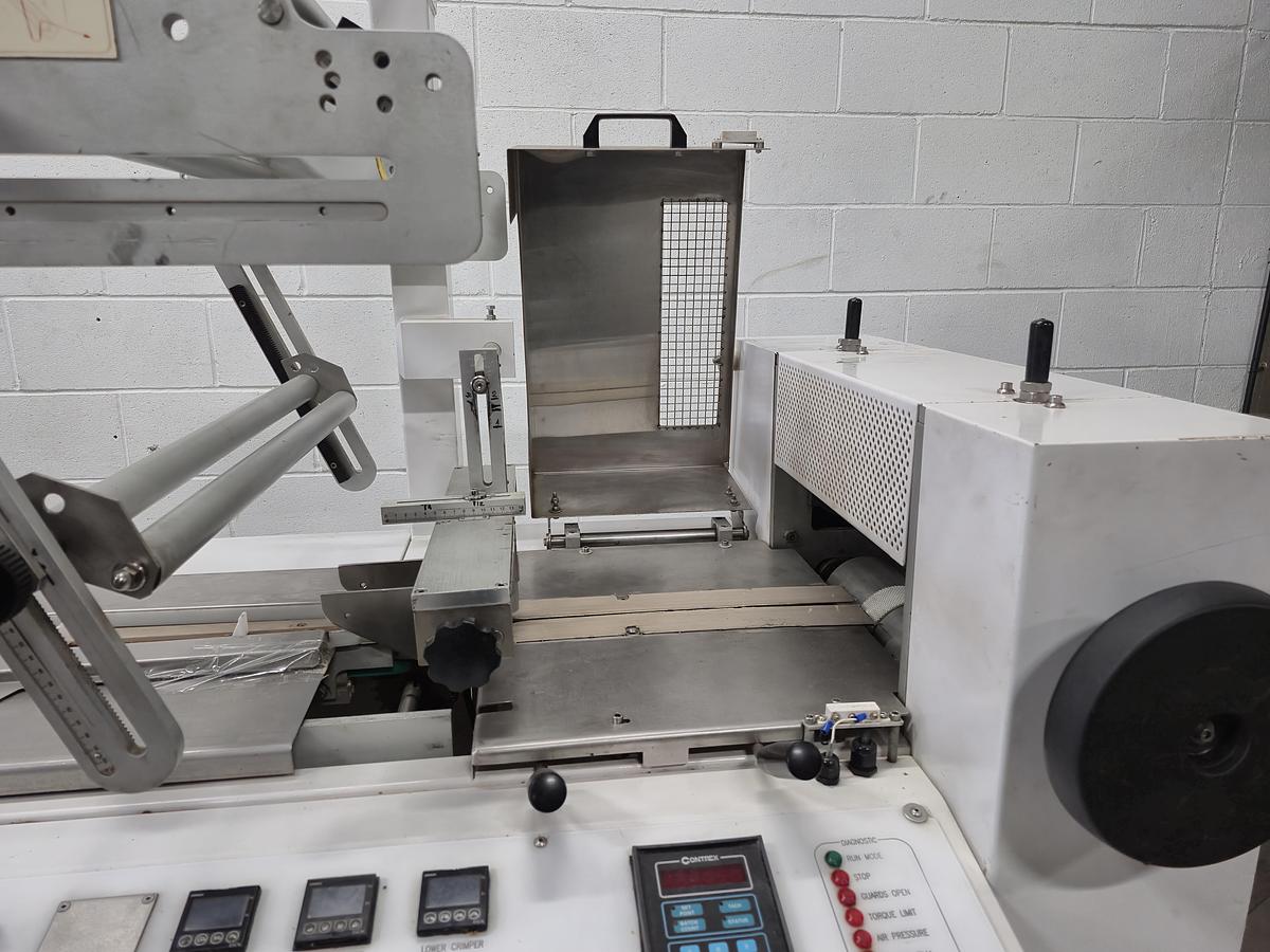Used PFM Packaging Machinery Hurricane Horizontal Flow Packager