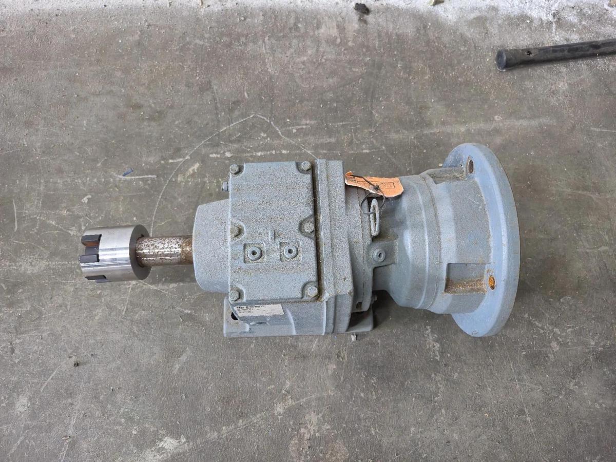 Used SEW-Eurodrive R57 AMS213/215 Industrial Helical Gear Unit