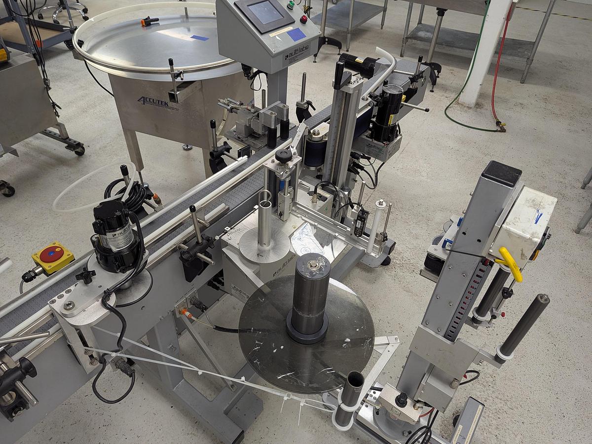 Used Autolabe Inline Bottle Labeller