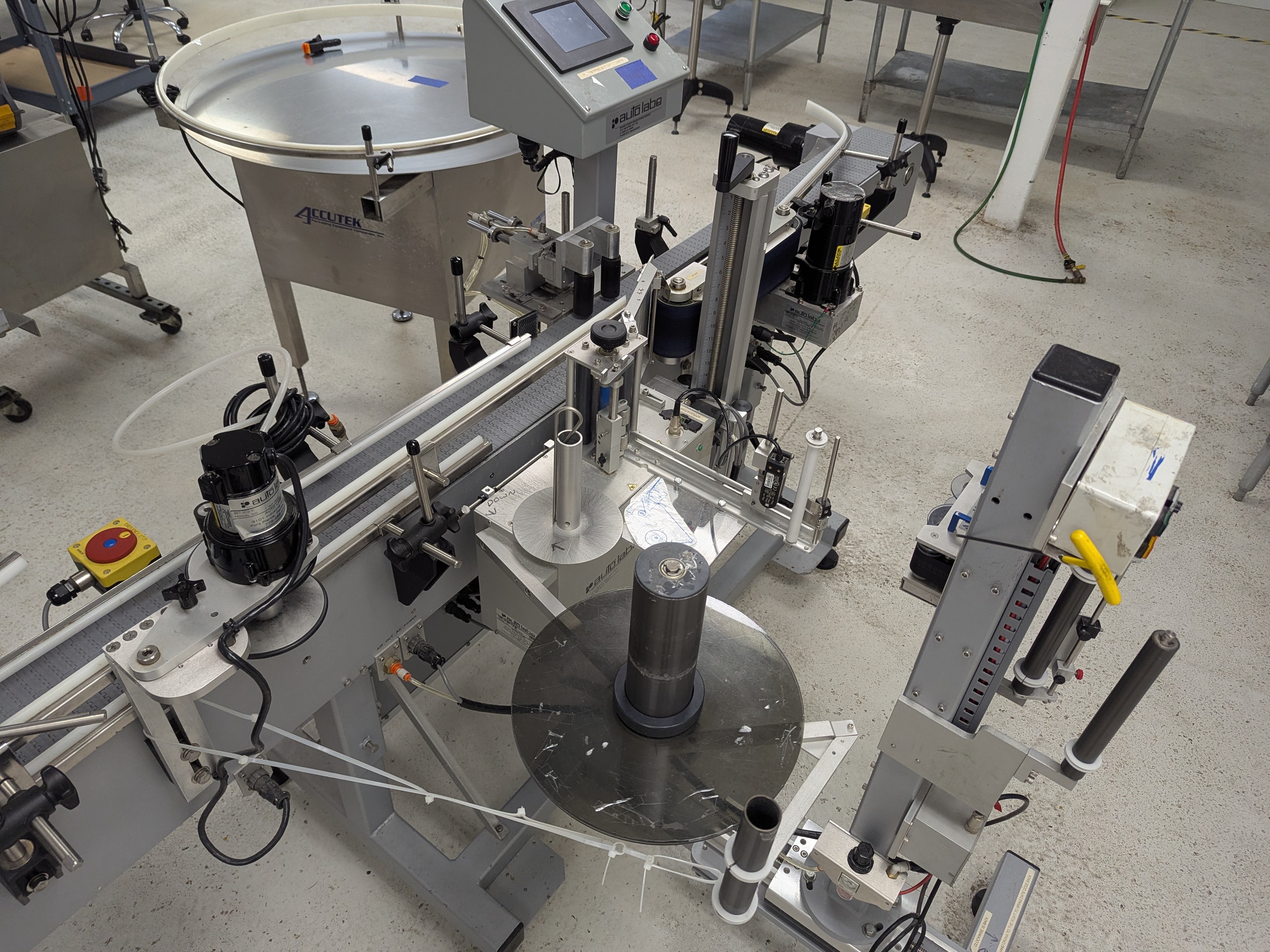 Used Autolabe Inline Bottle Labeller