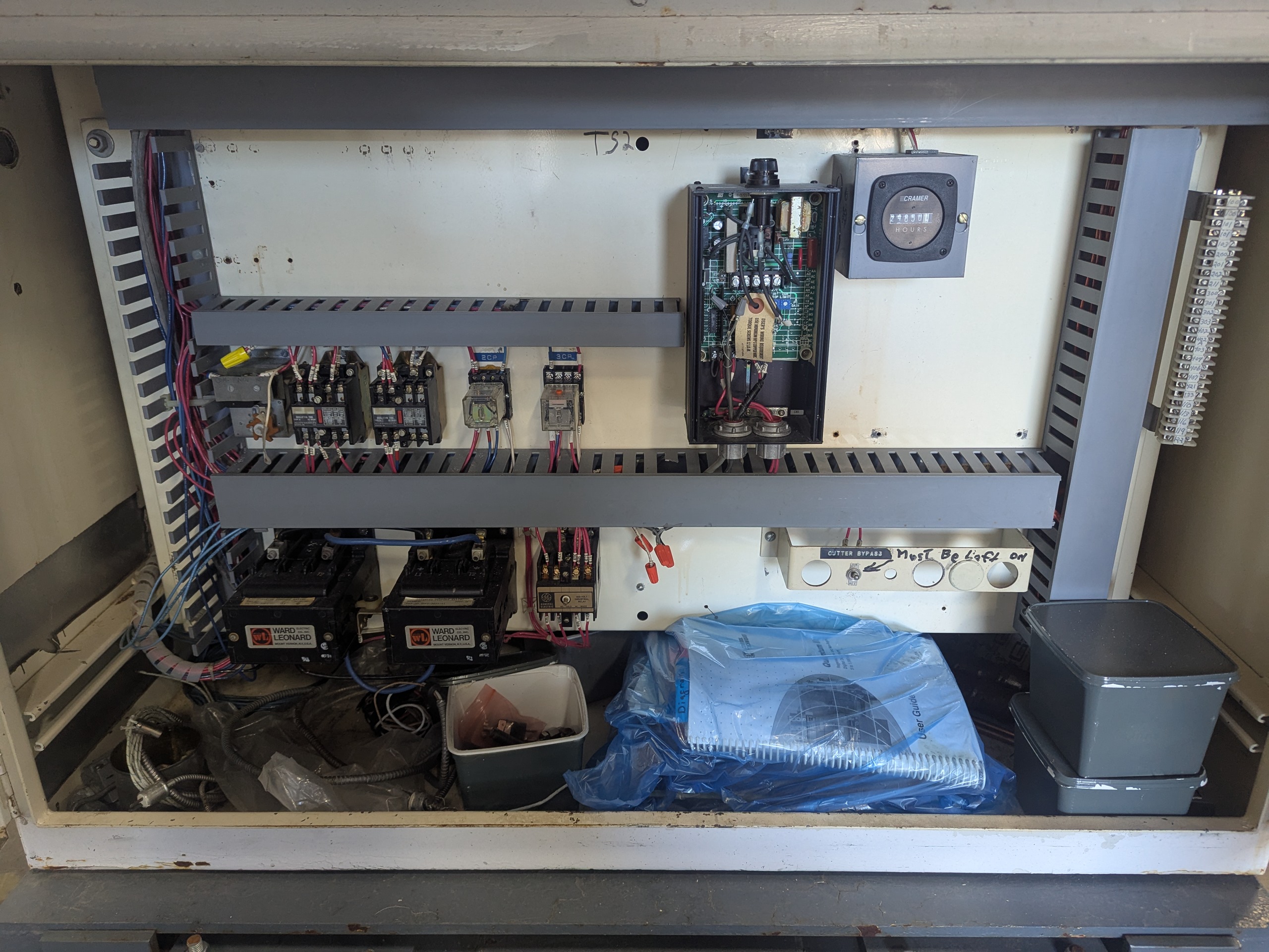 Used Baker Twin Screw Extruder