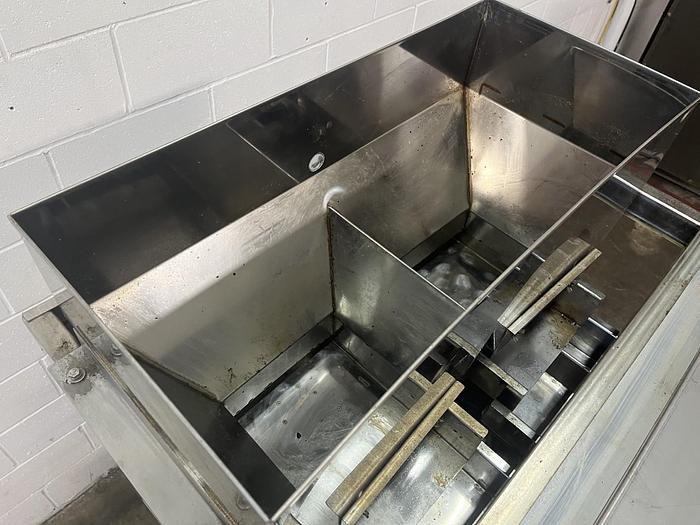 Used Vibratory Net Weight Bucket Filler