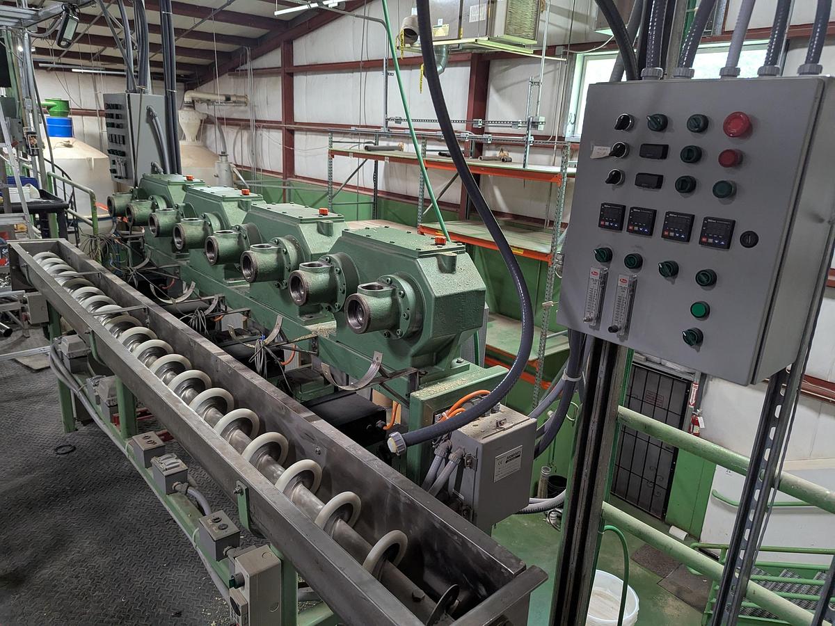 Used 8 Head Seed Oil Screw Press System