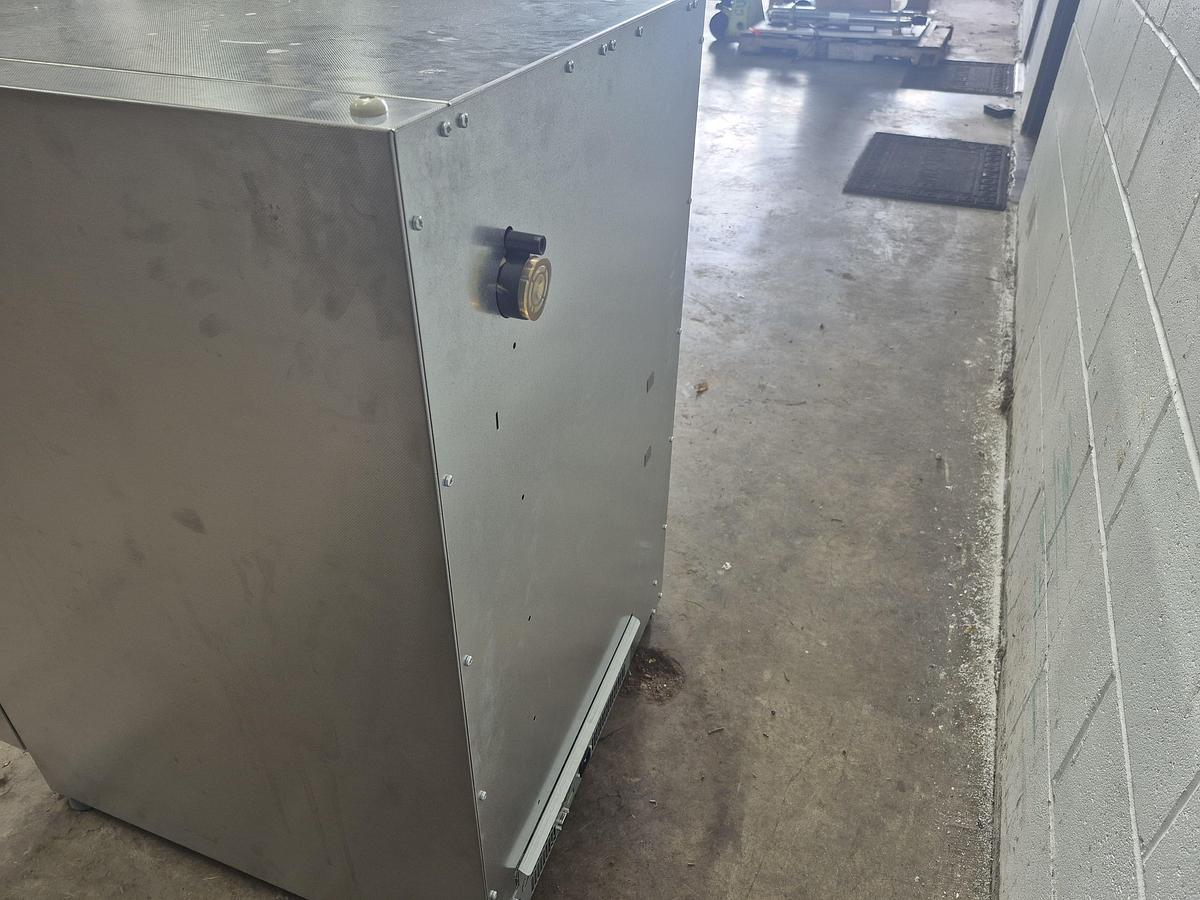 Used Thermo Scientific Isotemp 180L Gravity Incubator 