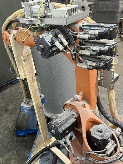 Used KUKA KR 16-2 S Robot