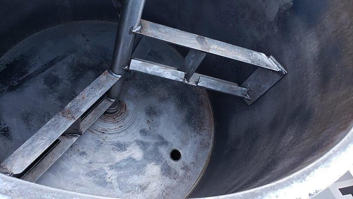 Used Chocolate Melter/Mixer with Scrape Agitator