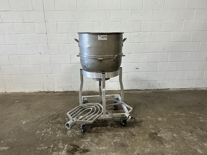 Used Hobart 140 Qt Bowl & Paddles