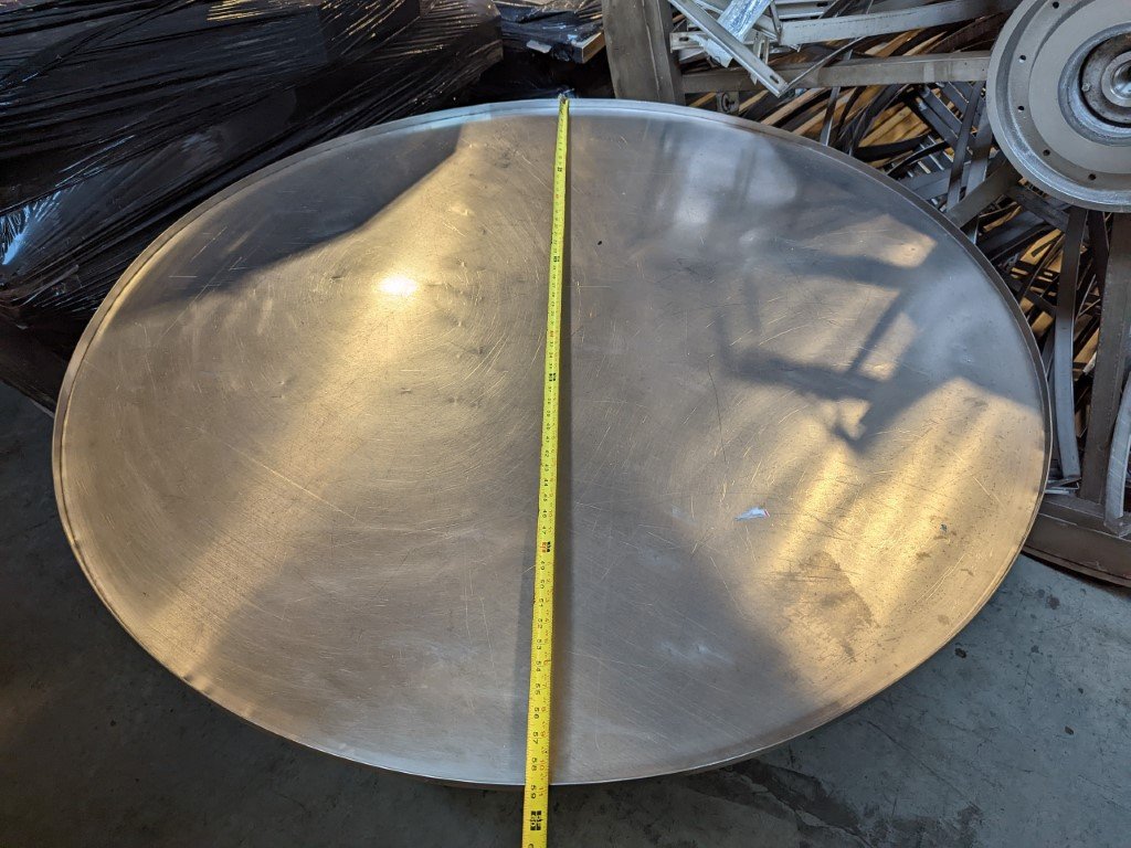 Used Accumulation Table With Retaining Ring