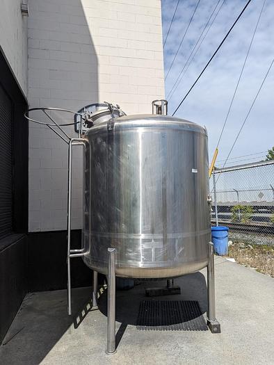 Used Paul Mueller SS Tank with Agitation