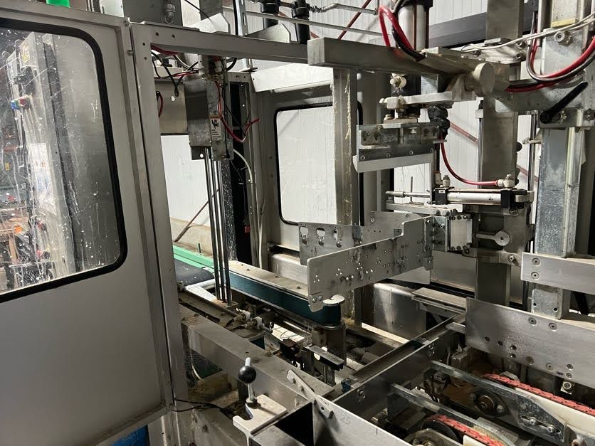 Used Wexxar WF-2H Auto Case Former