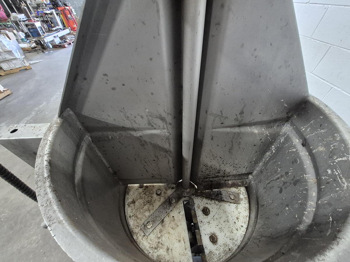 Used Mozzarella Cooker & Stretcher