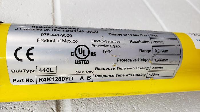 Used Rockwell 440L Guardshield™ Standard 64 Beam Safety Light Curtain