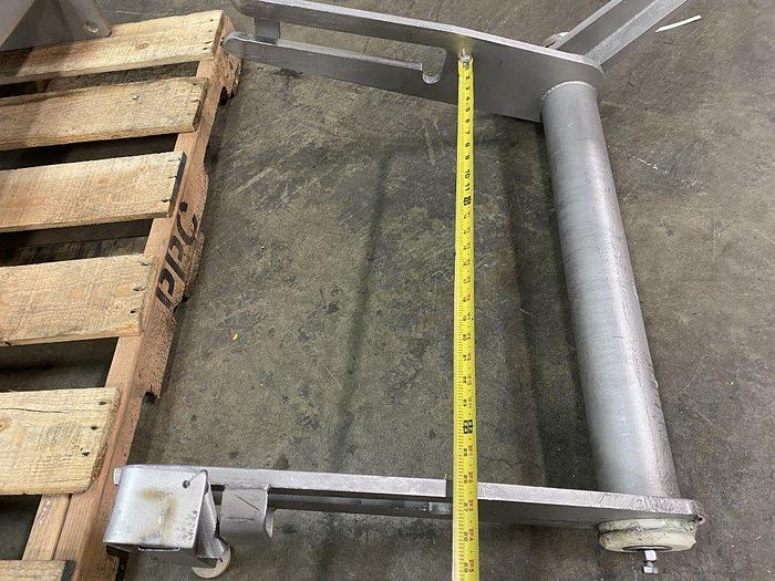 Used Reiser VI-B Column Lifter