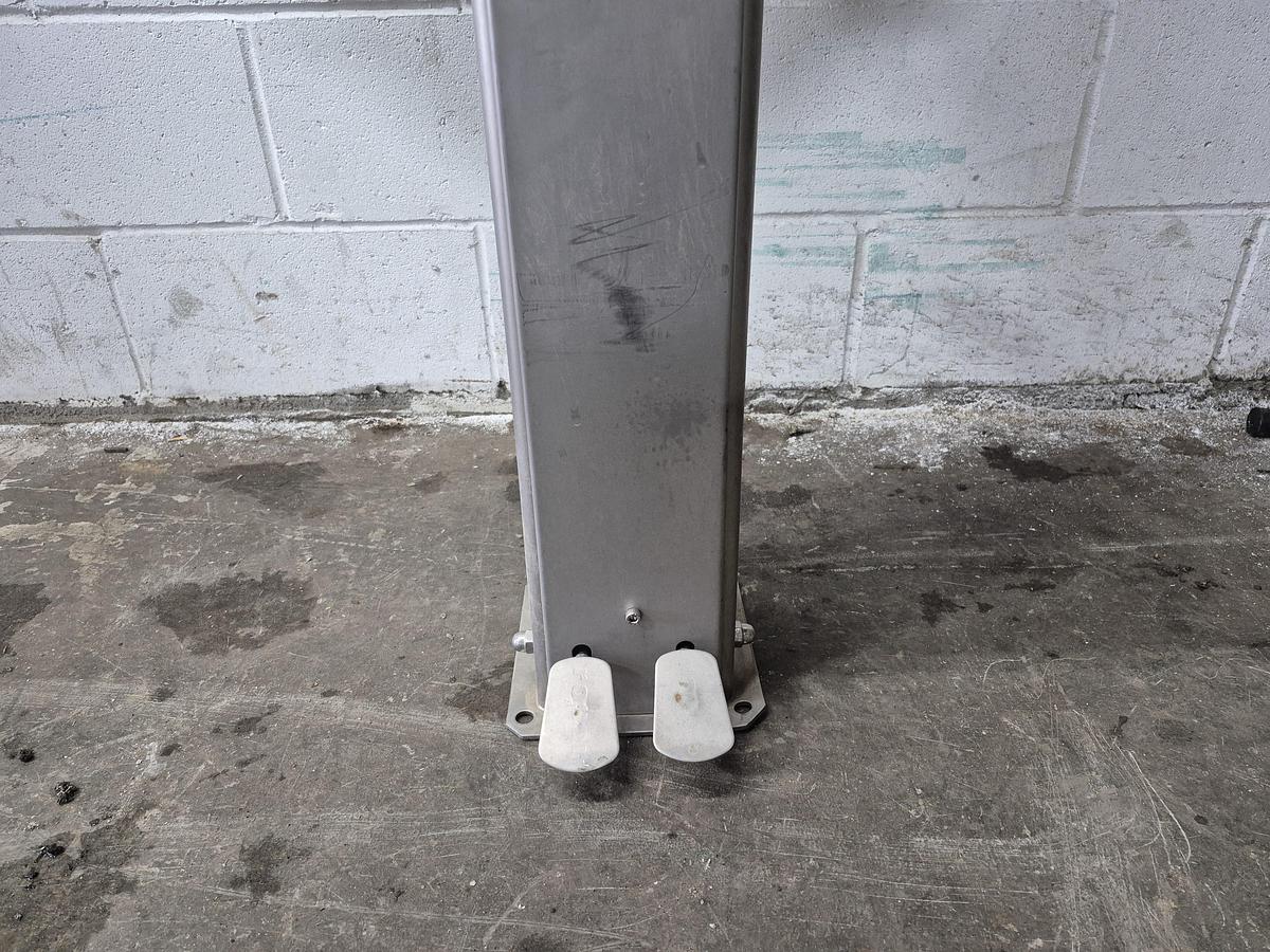 Used Roser SS Industrial Hand Wash Basin