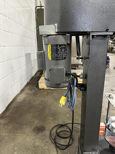 Used CrossQ FC-SM Semi-Auto Capping Machine