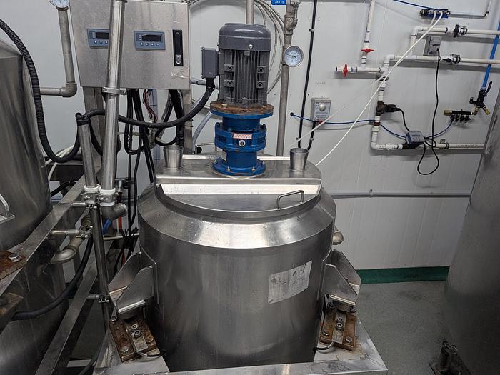 Used Dual Batch Processing Tanks