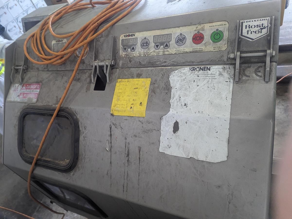 Used KRONEN GS 10-2 Belt Cutting Machine.