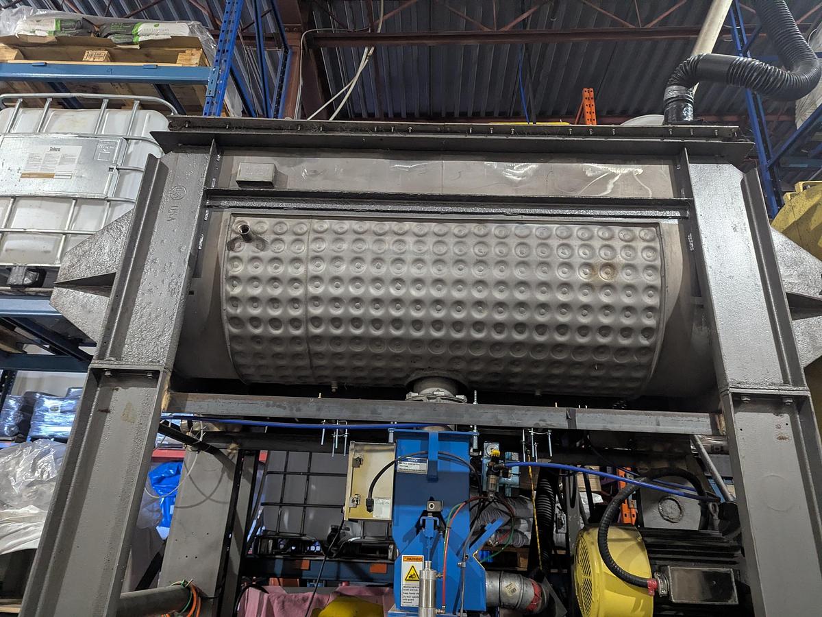 Used Jacketed Ribbon Blender with Chantland Filling System