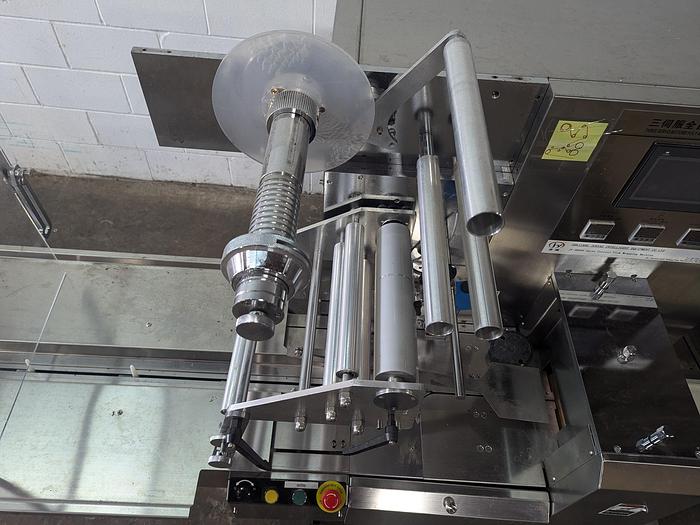 Used Servo Flow Wrapper