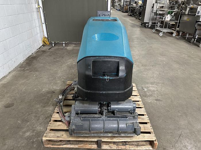 Used Tennant 5400 Automatic Scrubber