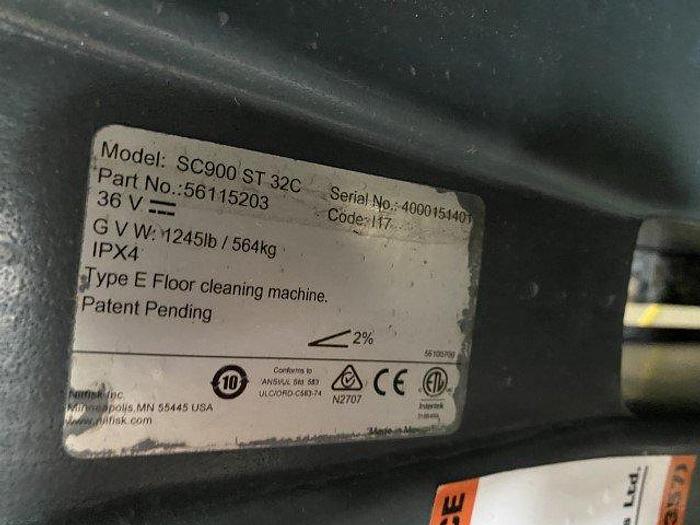 Used Advance SC900 ST 32C Floor Scrubber
