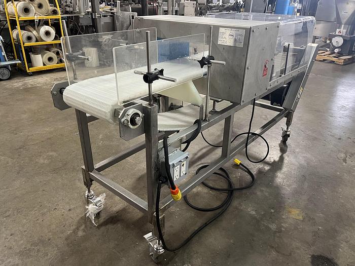 Used Loma IQ² Metal Detector