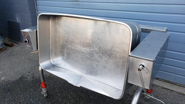 Used Groen Electric 20-Gallon Braising Pan with Manual Tilt