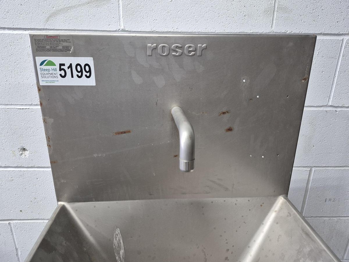 Used Roser SS Industrial Hand Wash Basin