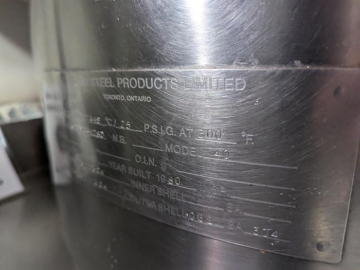 Used Gaunt SS Kettles and Steam Cabinet