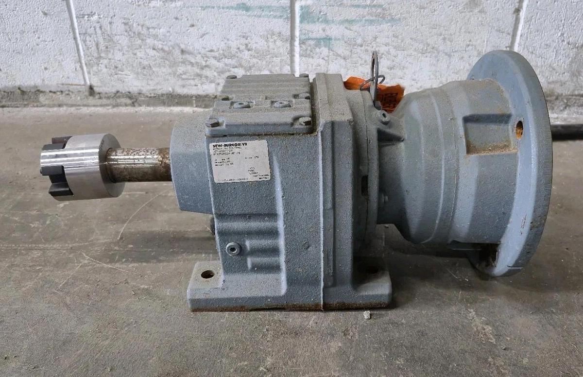 Used SEW-Eurodrive R57 AMS213/215 Industrial Helical Gear Unit