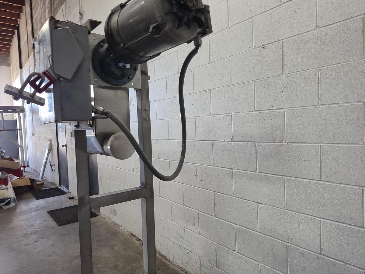 Used Flexicon Flexible Screw Conveyor Discharge Head & Drive