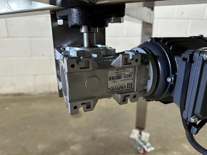 Used 50" Accumulation Table